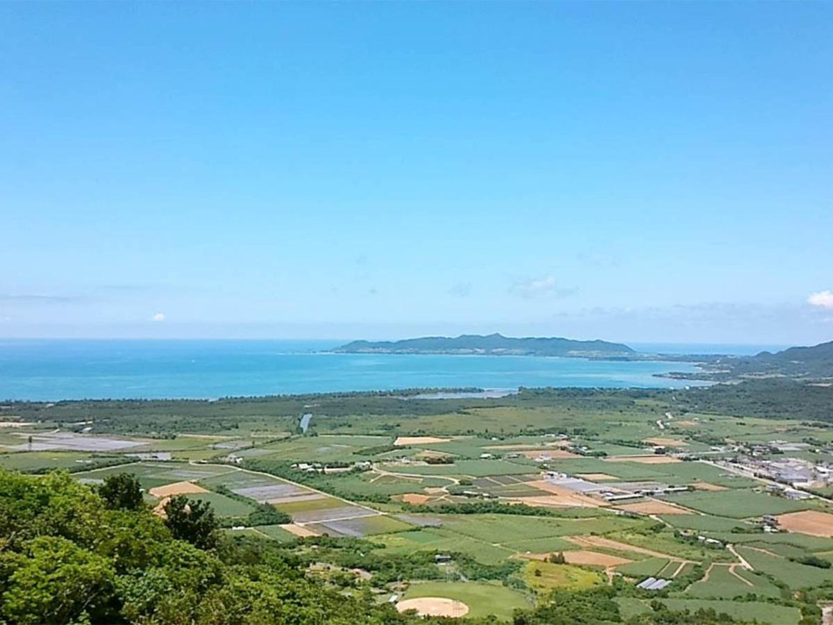 石垣島 一棟貸切りのお宿 ちゅら赤瓦 Ishigaki  Exterior photo